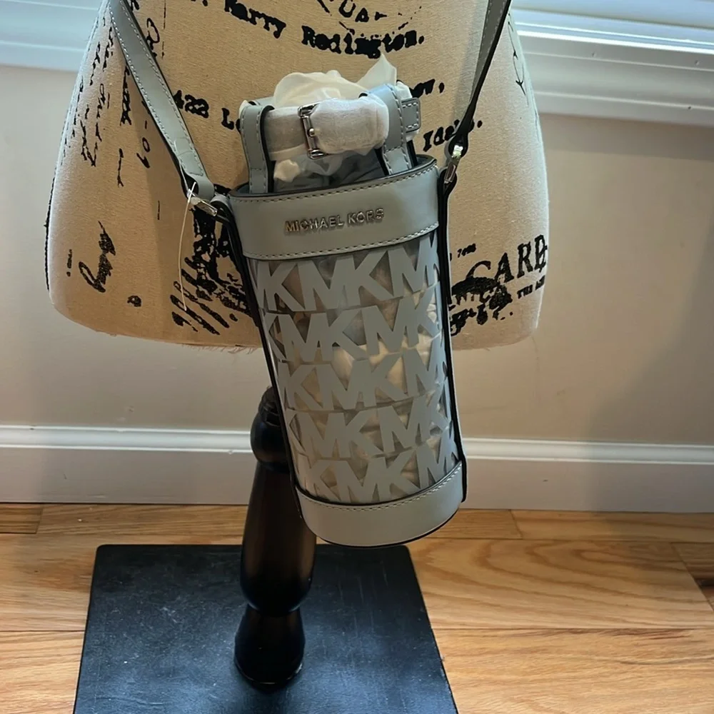 NWT  MICHAEL KORS PALE OCEAN BLUE WATER BOTTLE HOLDER Bag - Picture 10 of 11